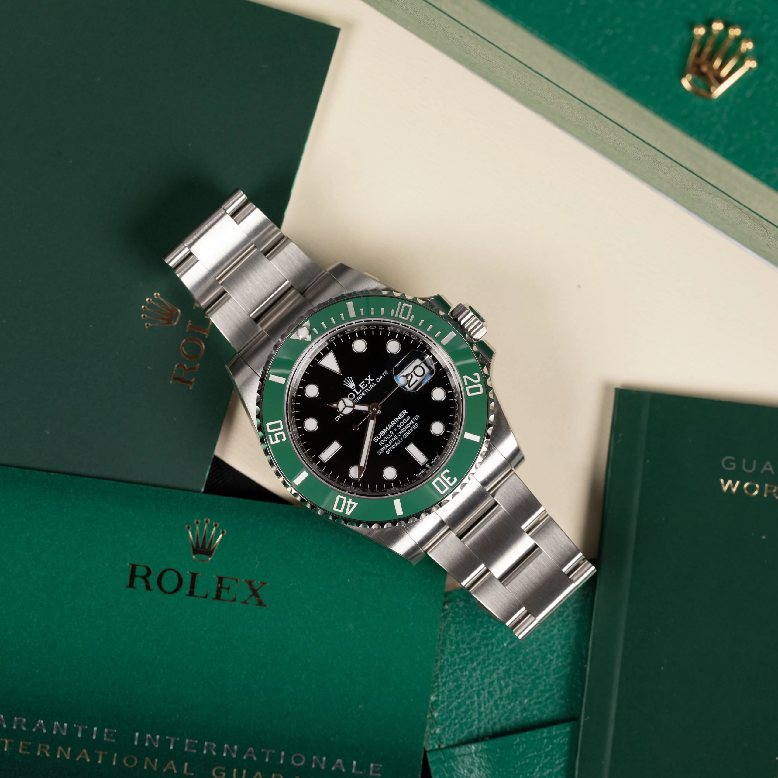 Rolex Submariner Date 126610LV (Starbucks)